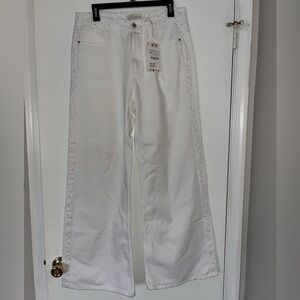 NWT Zara White Flare Jeans with Rhinestones